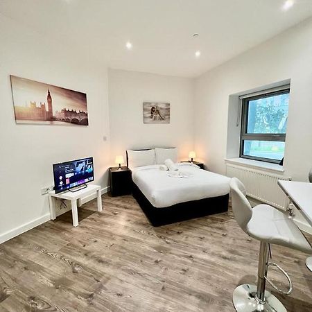 Alarabi Apartments-Studio Flat Croydon Dış mekan fotoğraf