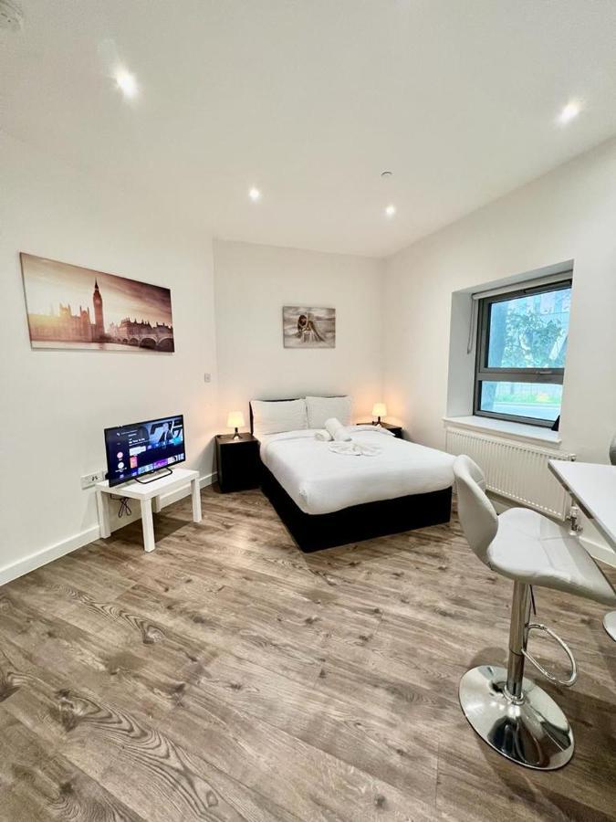 Alarabi Apartments-Studio Flat Croydon Dış mekan fotoğraf