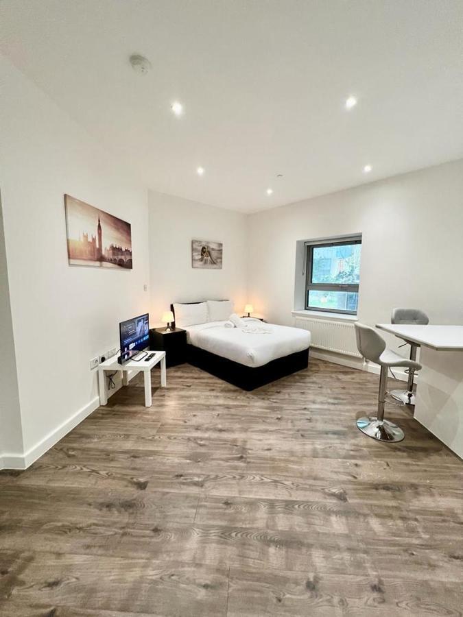 Alarabi Apartments-Studio Flat Croydon Dış mekan fotoğraf